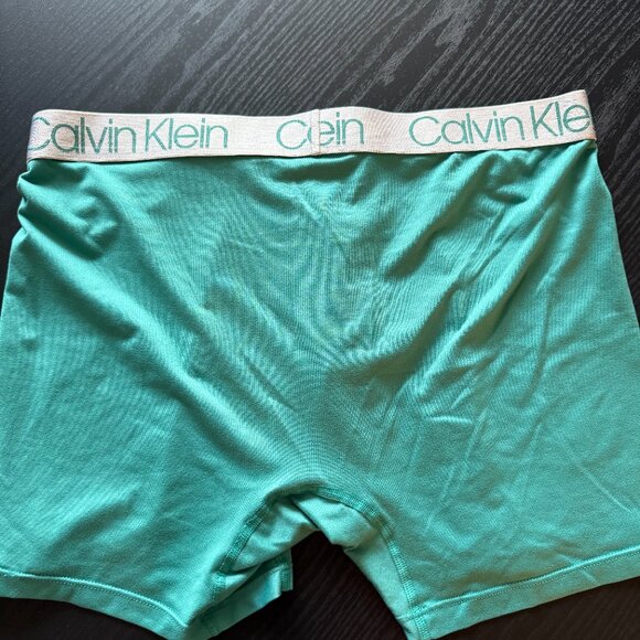 Men's Calvin Klein Boxer Briefs - Picture 3 of 3
